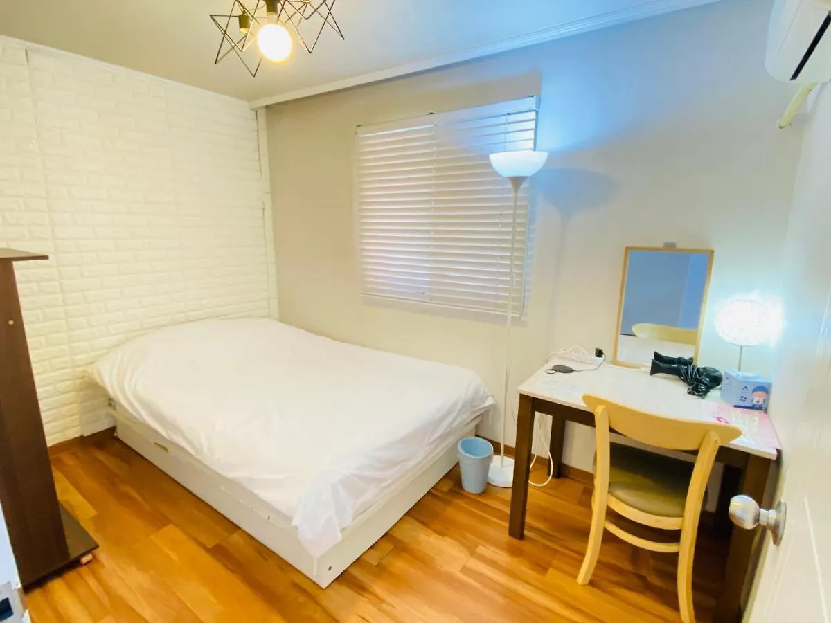 Aroha Guesthouse Seoul Station